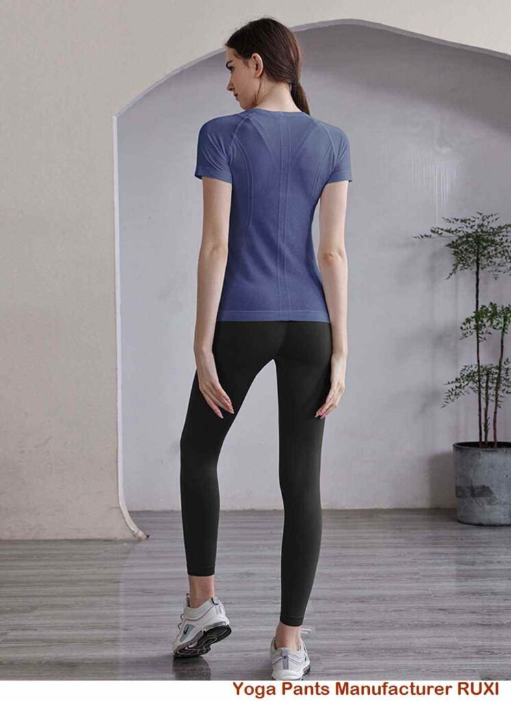 Topuri de yoga fierbinte pentru femei respirabile elegante