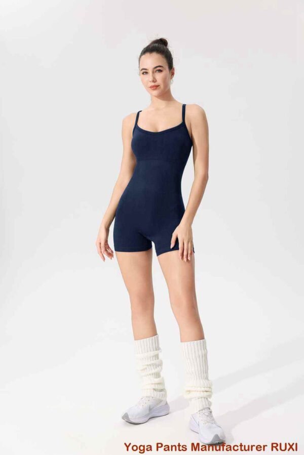 Tinuta eleganta cu jambiere evazate pentru femei RUXI r387