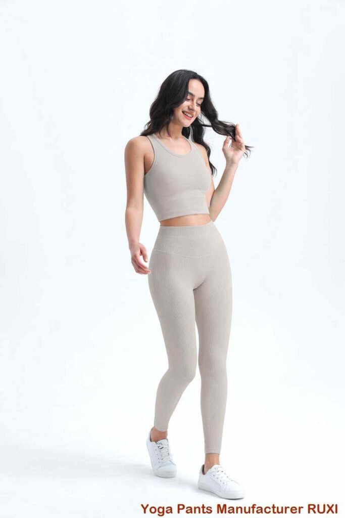 Imbracaminte de yoga fierbinte premium Respirabil elegant