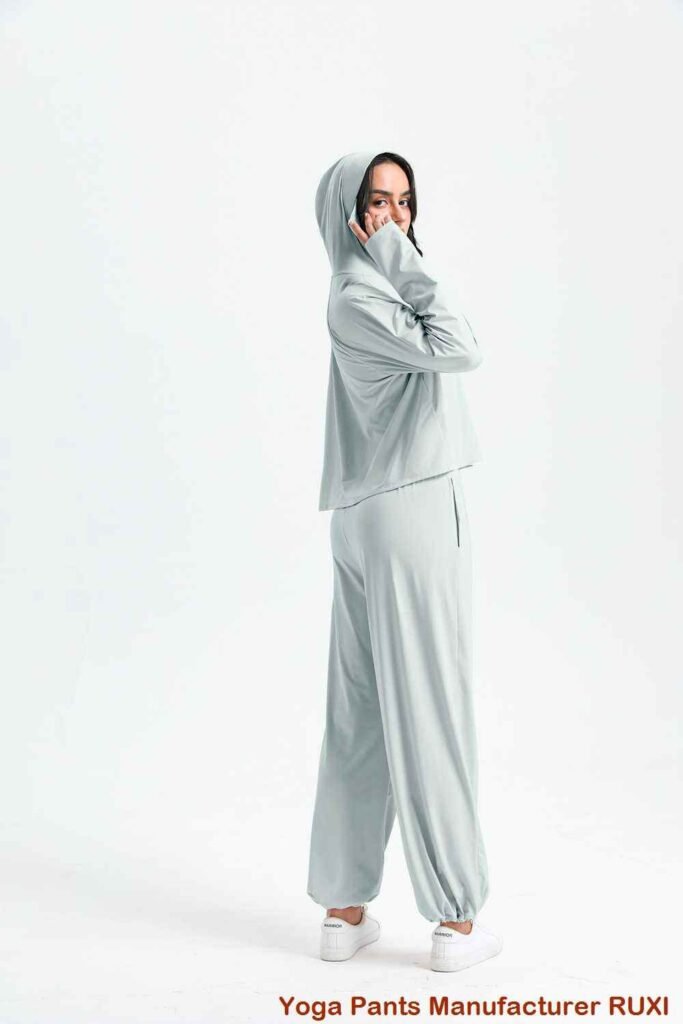 cei mai buni pantaloni scurți de yoga cu buzunare RUXI