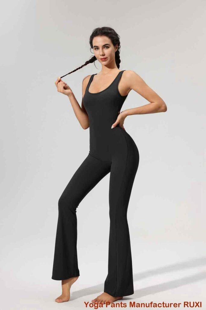 Pantaloni de yoga bootcut cu buzunare eleganti functionali