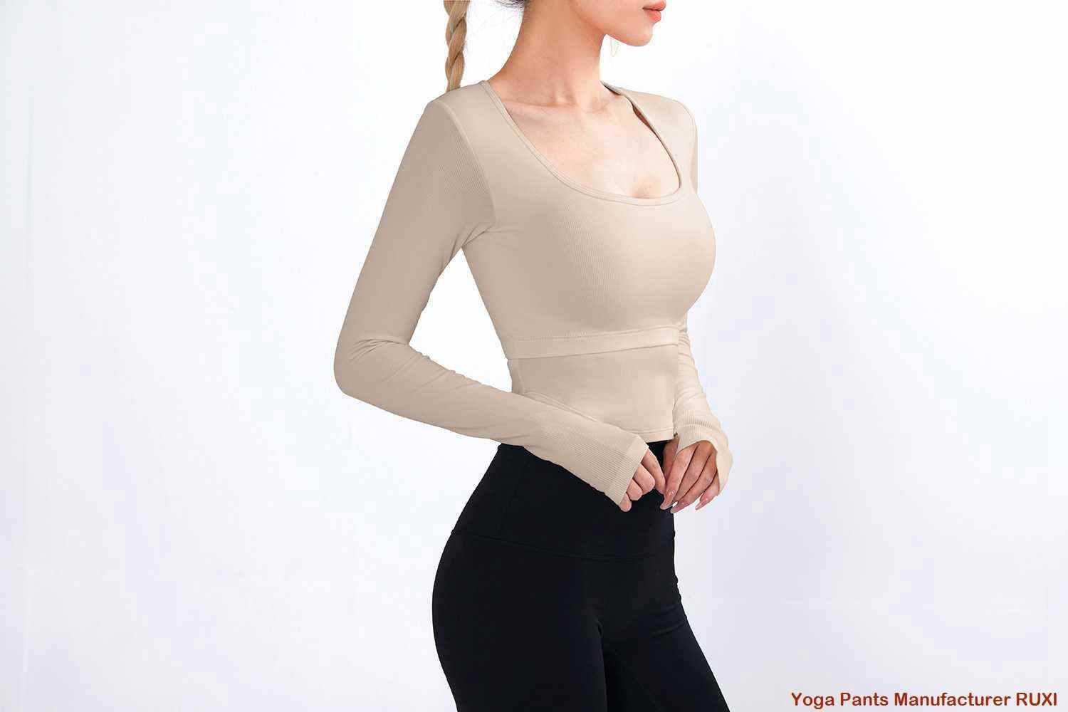 Sutien sport drăguț pentru femei active RUXI r1418 Sutien sport drăguț pentru femei active RUXI r1418